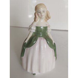 Vintage Royal Doulton Figurine "Penny" HN2338 1967 4 3/4"